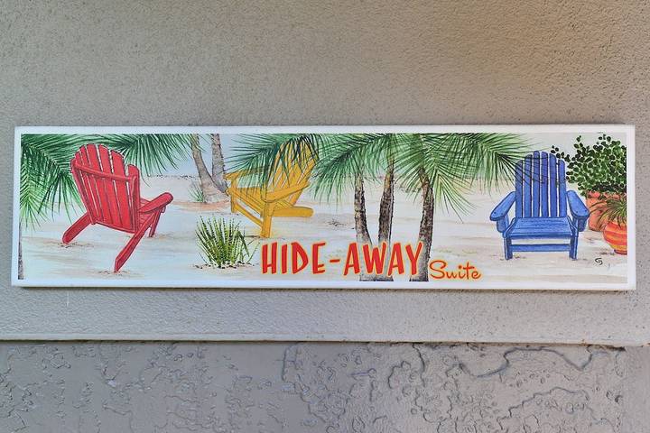 Vacation rental for 4 people, with yard and terrace as well as pool in Siesta Key Beach