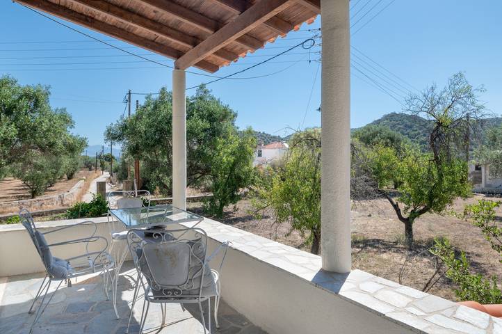 Vasso Galati Country House with Sea View, Wi-Fi, and Air Conditioning in Aegina