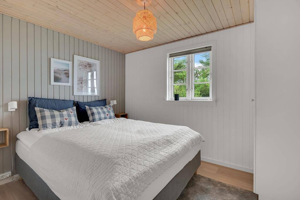 Bright and cozy holiday home with panoramic views over Nissum Fjord in Ulfborg, Nissumfjorden