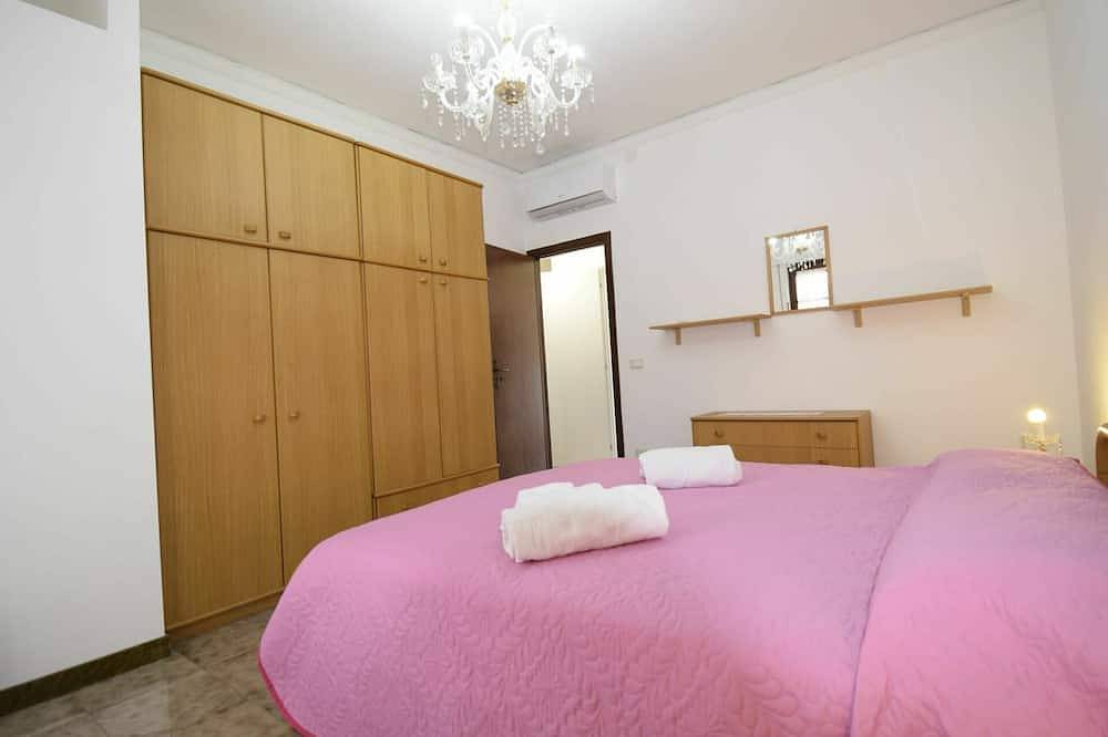 Appartamento intero, Accogliente appartamento per 2 persone con A/C, Wifi, Tv e balcone in Lascari, Provincia di Palermo