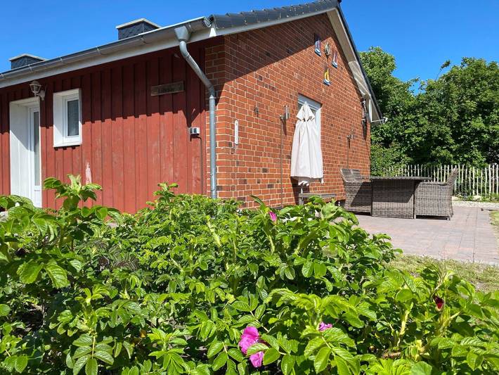 Ferienhaus für 4 Personen, mit Terrasse und Garten
