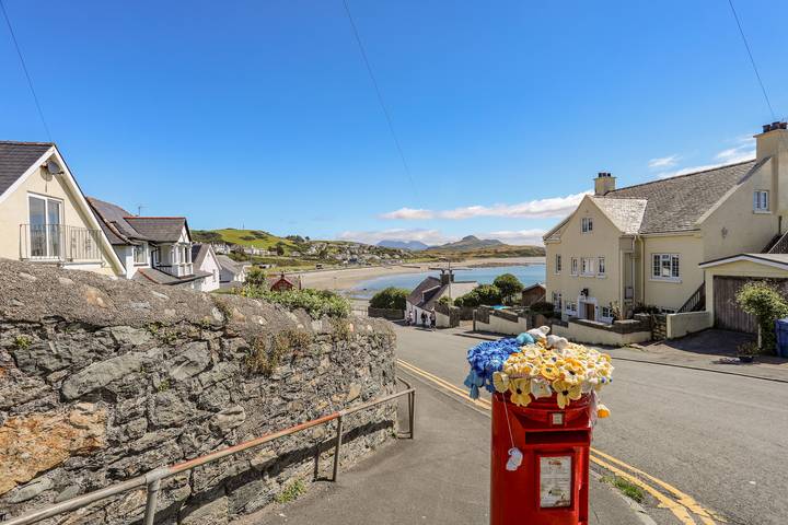 Gwynle - Criccieth in Criccieth, Gwynedd