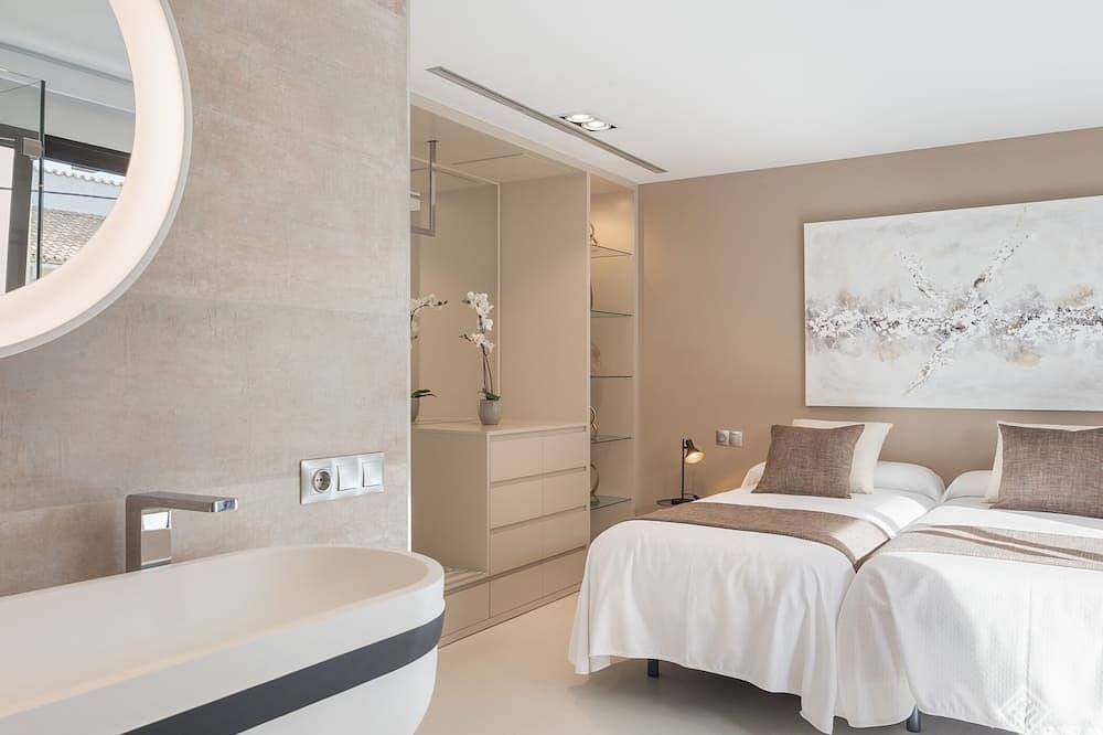 Mont Blau - Stunning house with pool in Búger in Búger, Majorca Center