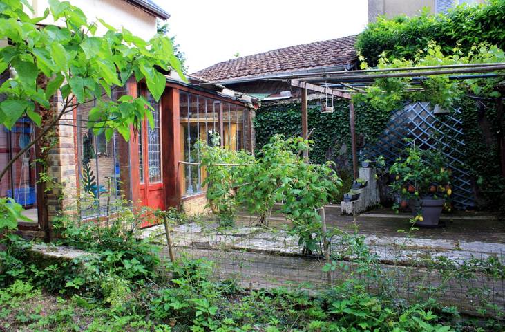 Gîte pour 4 personnes, avec jardin et sauna ainsi que piscine et terrasse, animaux acceptés à Besançon - 4