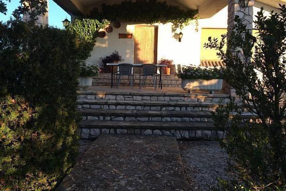 Ferienhaus La Roureda für 9 Personen in Àger, Noguera