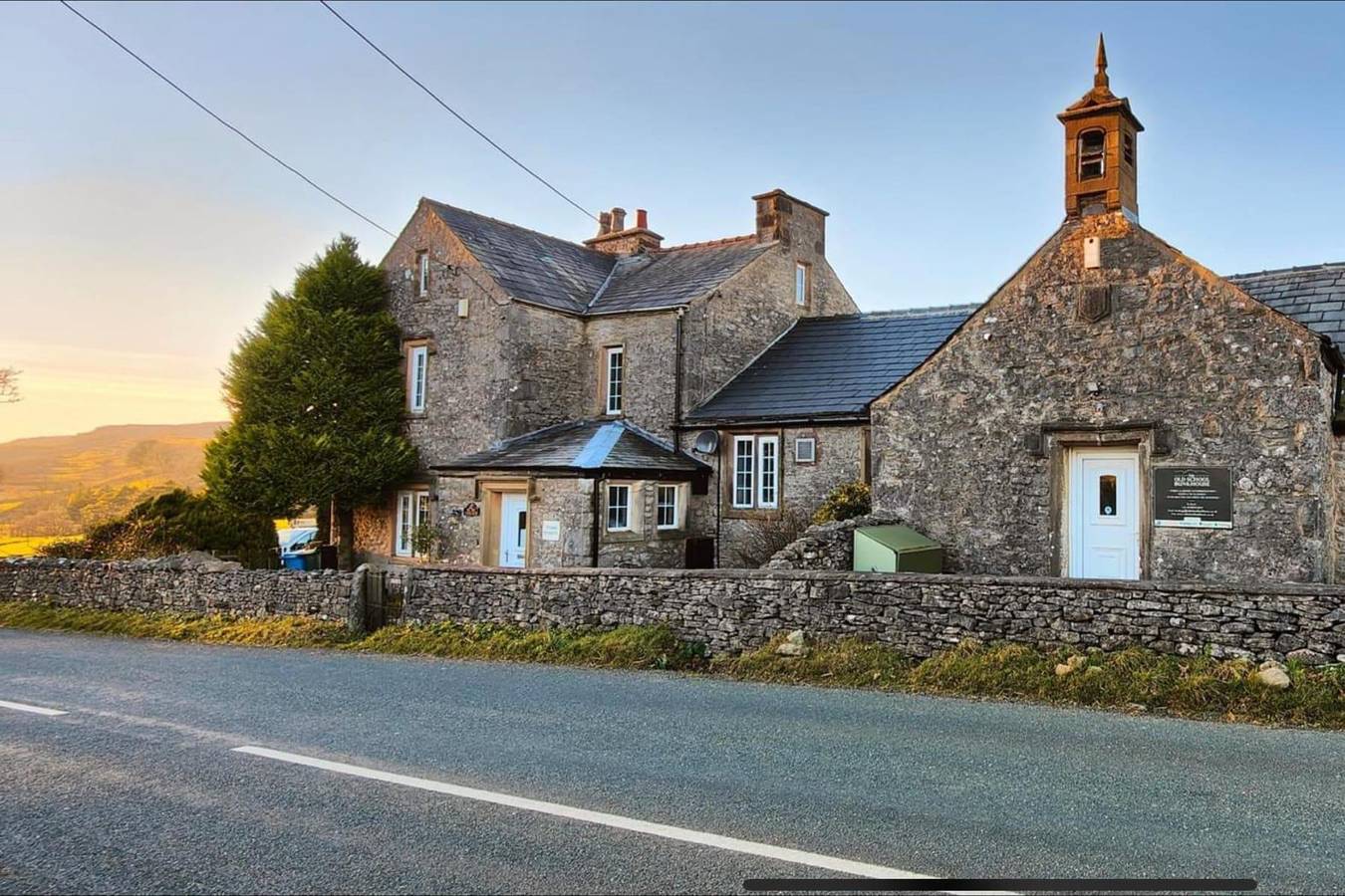 Old School House - Yorkshire Three Peaks Challenge in Yorkshire Dales National Park