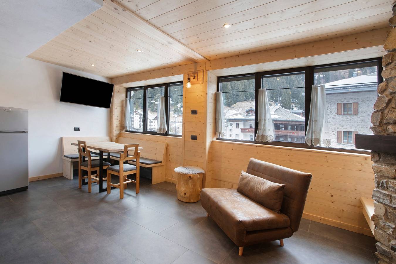 Ganze Wohnung, Ferienwohnung 'Camino' mit Bergblick und Wi-Fi in Santa Caterina Valfurva, Valfurva