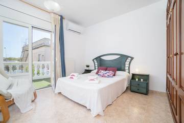 Villa pour 8 Personnes dans Castelló d'Empúries, Costa Brava, Photo 4