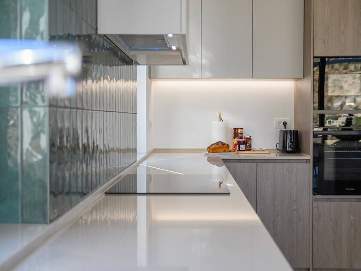 Location de vacances pour 6 personnes, avec jardin et balcon, adapté aux familles dans Agia Pelagia - 3