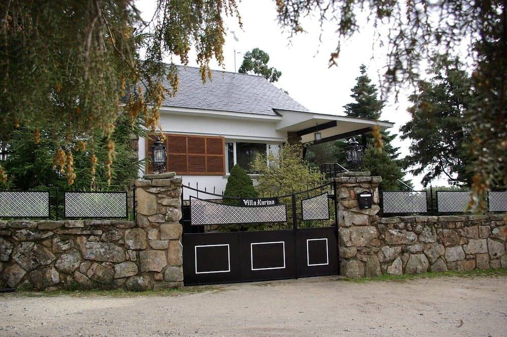 Casa Rural Con Piscina para 14 Personas en Valdemanco, Provincia de Madrid