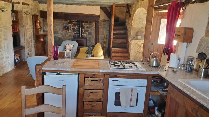 Gite « Cap Del Mas » avec terrasse privée et Wi-Fi in Ambeyrac, Quercy