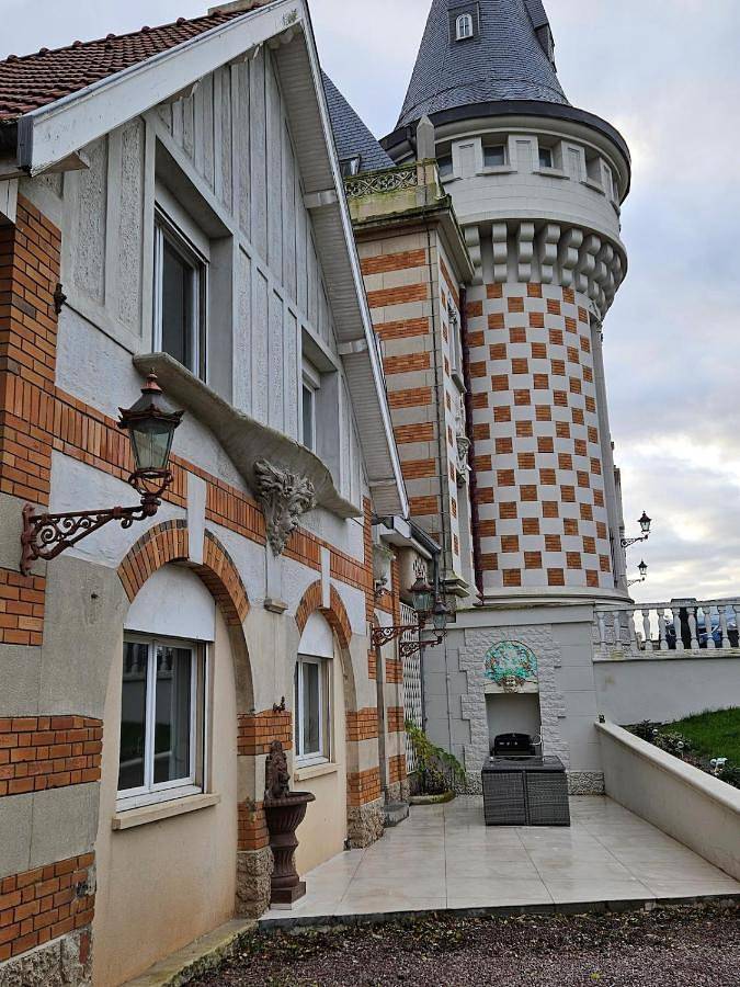 Gîte pour 13 personnes, avec jardin et sauna, animaux acceptés dans Famars - 3