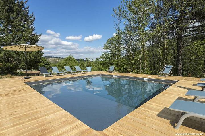 Location de vacances pour 7 personnes, avec piscine ainsi que jardin et balcon à Ribes - 2