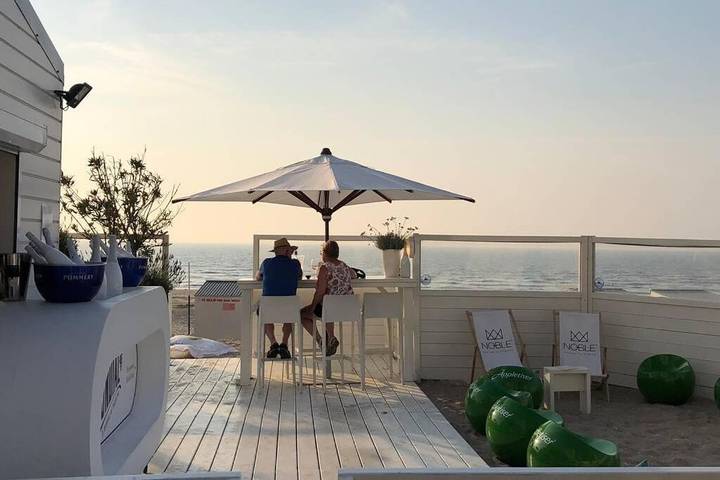 Location de vacances pour 5 personnes, avec piscine et jacuzzi ainsi que terrasse et jardin dans Sunparks Oostduinkerke - 4