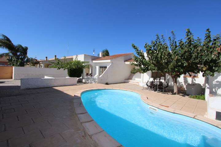 Casa rural para 6 personas, con jardín y piscina además de terraza y vistas en Delta del Ebro - 2