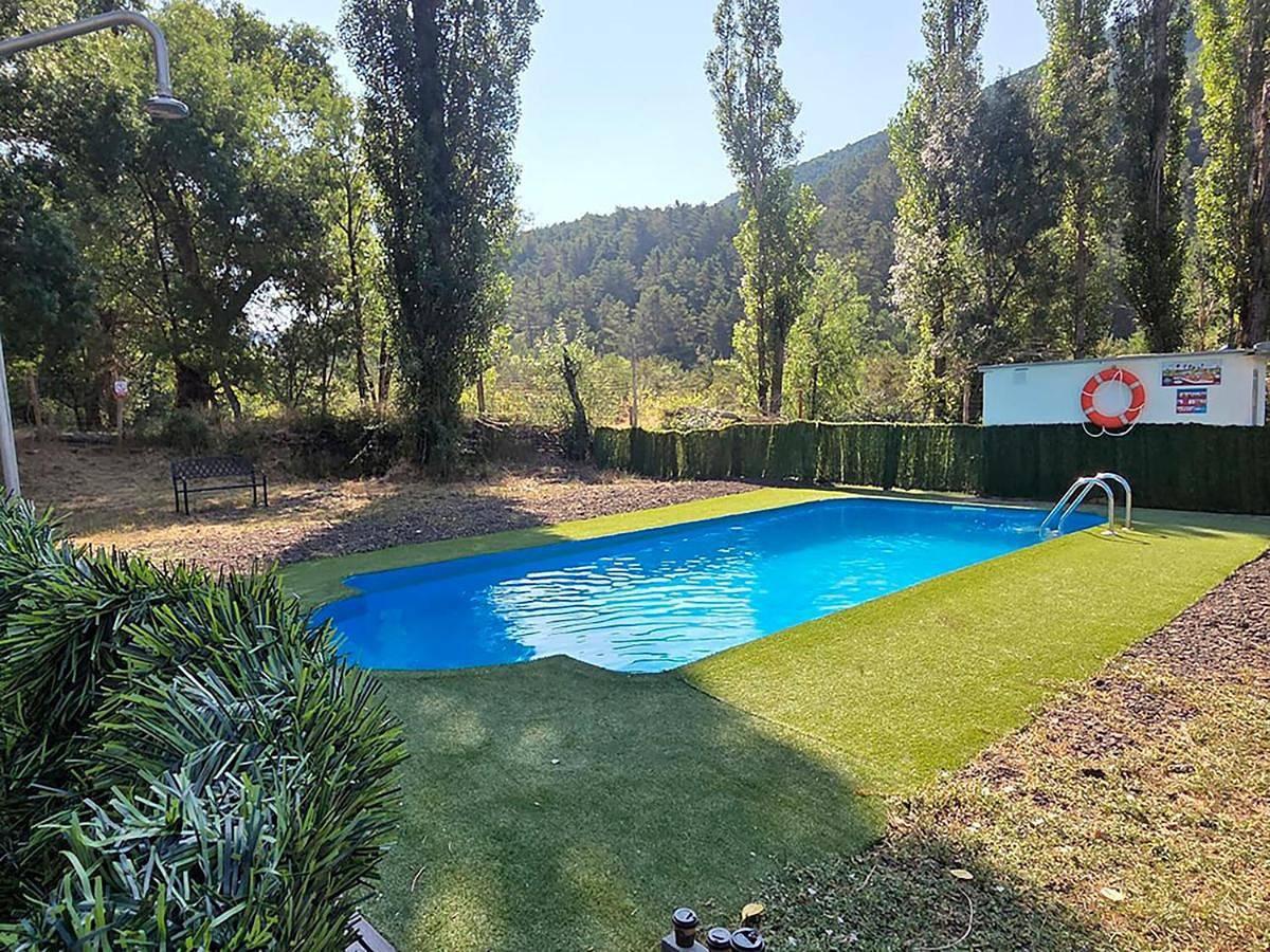 Camping Pirineos Jacetania 3000 in Castiello de Jaca, Aragonese Pyrenees