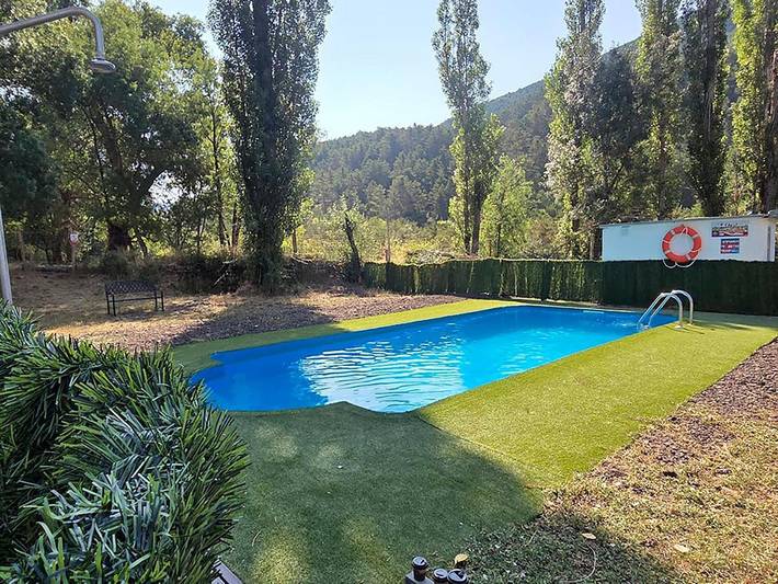 Camping voor 4 personen, met zwembad en tuin, met huisdier in Aragón