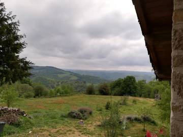 Chambre d’hôte pour 3 personnes, avec jardin ainsi que sauna et vue dans Sousceyrac-en-Quercy