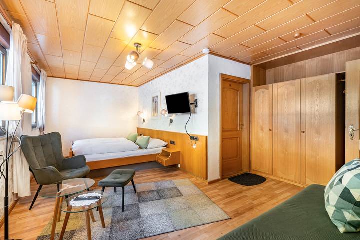 Ferienwohnung für 5 Personen, mit Sauna und Garten - 1
