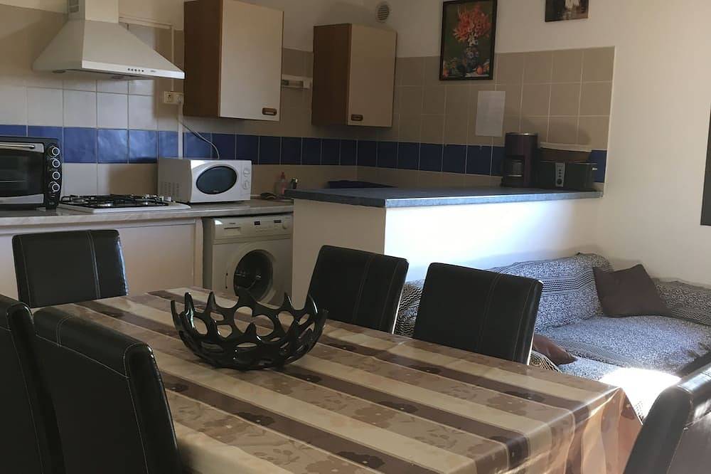Appartamento intero, Grande attico con vista mozzafiato sul Golfo di Valinco. in Belvedere-Campomoro, Sartène e dintorni