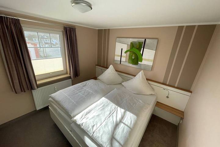 Appartement entier, Meilleur Prix !!!! 7 = 6 en début, basse, fin de saison !!!! in Binz, Région de Rügen
