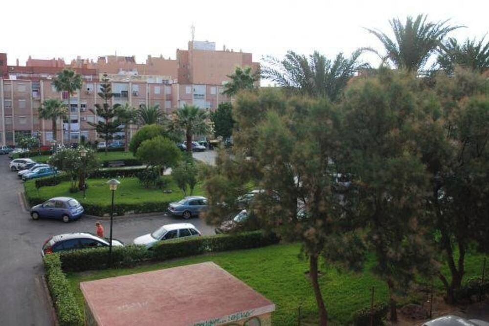 Entire apartment, Beach Front Triplex Townhouse - Ideal for family with children in Almería, Costa de Almería