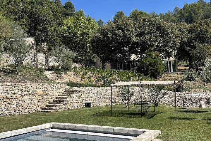 Agriturismo für 9 Personen, mit Garten in Aix-en-Provence
