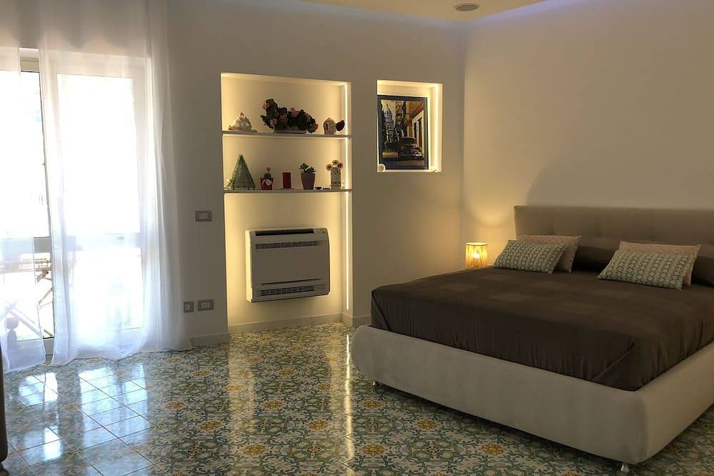 Apartamento entero, Casa Mami - Luxury Apartment and Pool - Center of Sorrento in Sorrento, Provincia de Nápoles