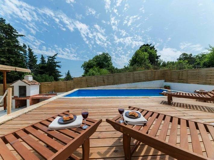 Villa pour 8 personnes, avec vue et jardin ainsi que piscine et terrasse à Sali