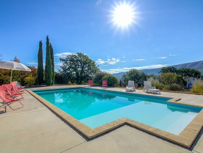 Location de vacances pour 8 personnes à Saint-Martin-de-Castillon