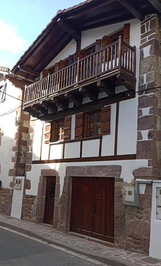 Casa rural para 10 personas, con vistas y balcón, Familias con niños en Sumbilla - 2