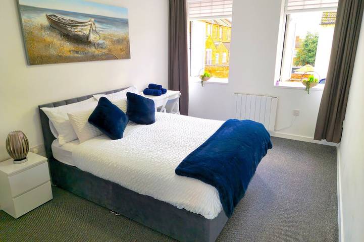 Apartment for 4 people, with terrace in Northampton