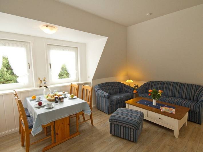 Ferienhaus für 3 Personen, mit Terrasse in Süddorf - 3