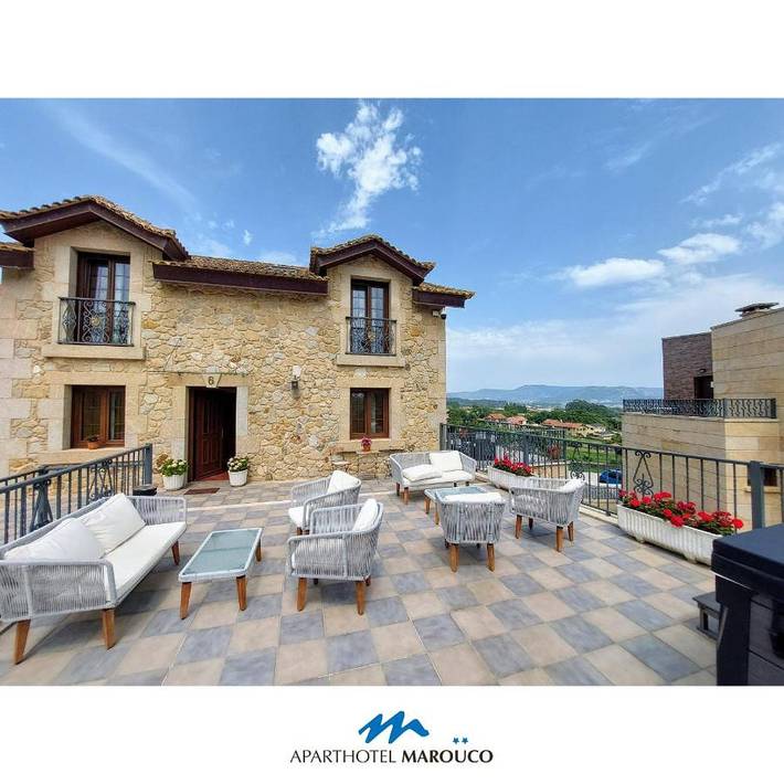 Apartamento para 6 personas, con piscina y sauna además de jacuzzi y jardín, Familias con niños en La Guardia