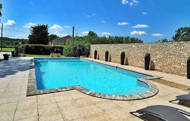 Location de vacances pour 6 personnes, avec Terrasse à Noves - 4