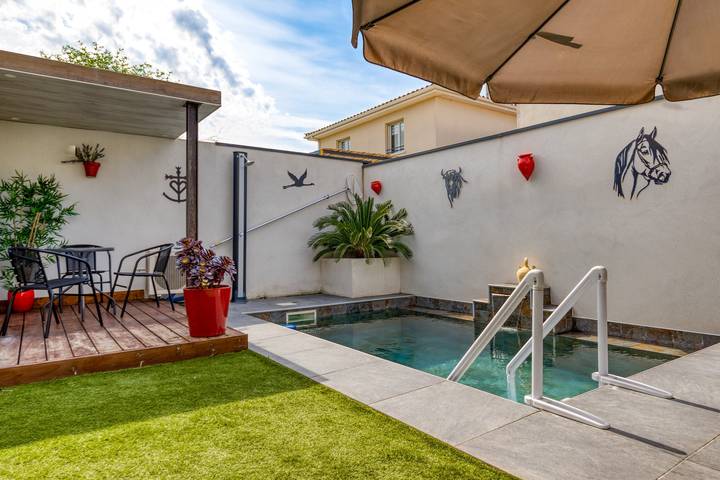 Location de vacances pour 6 personnes, avec jardin et jacuzzi à Pérols