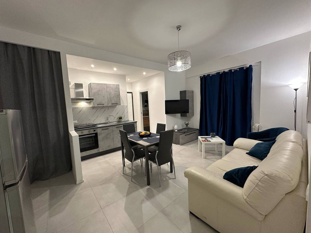Apartamento entero, Blu Eracleo moderno in Trapani, Provincia de Trapani
