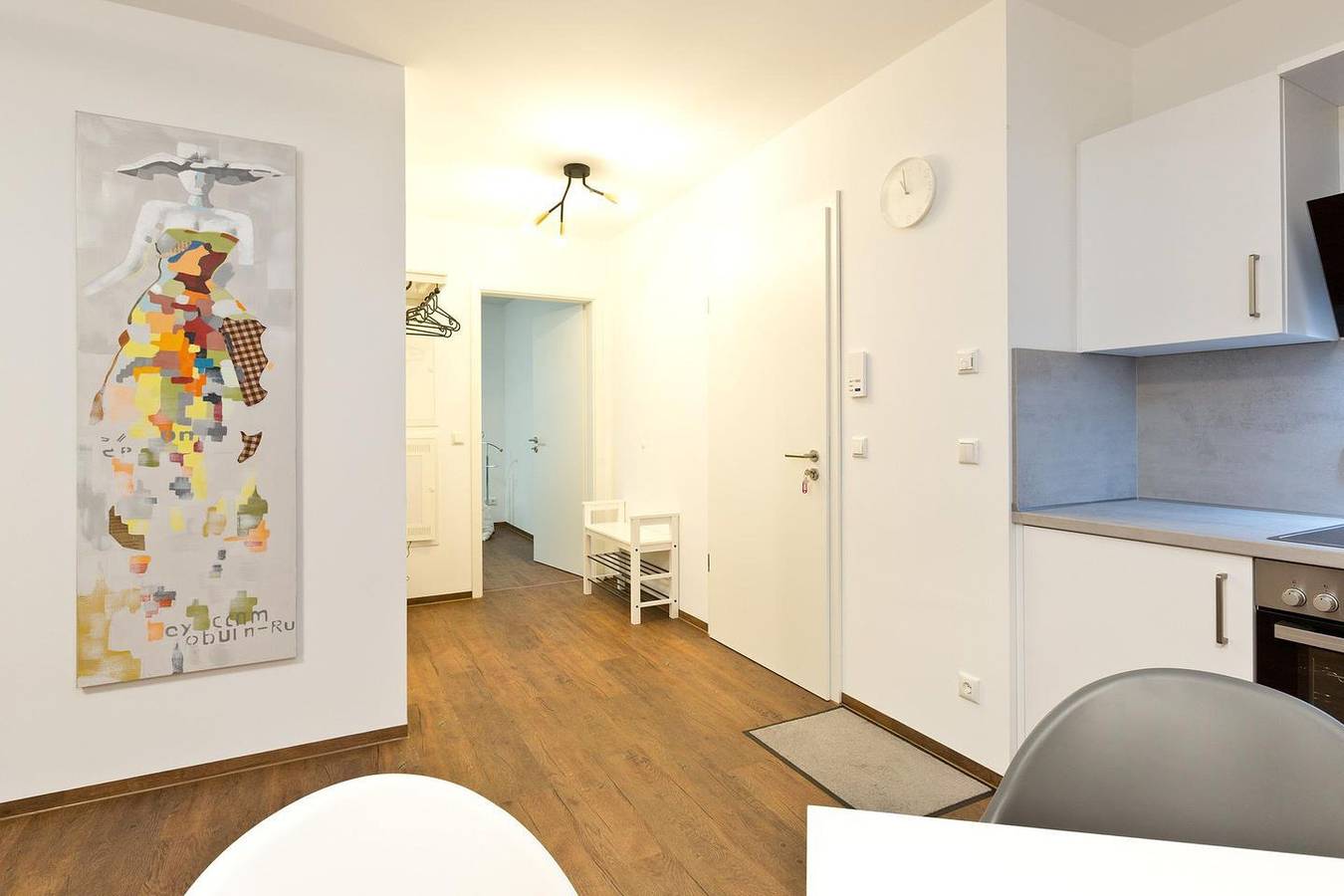 Ganze Wohnung, Zentrales Ferienapartment mit Terrasse am Hafen in Röbel/Müritz. in Röbel, Müritz