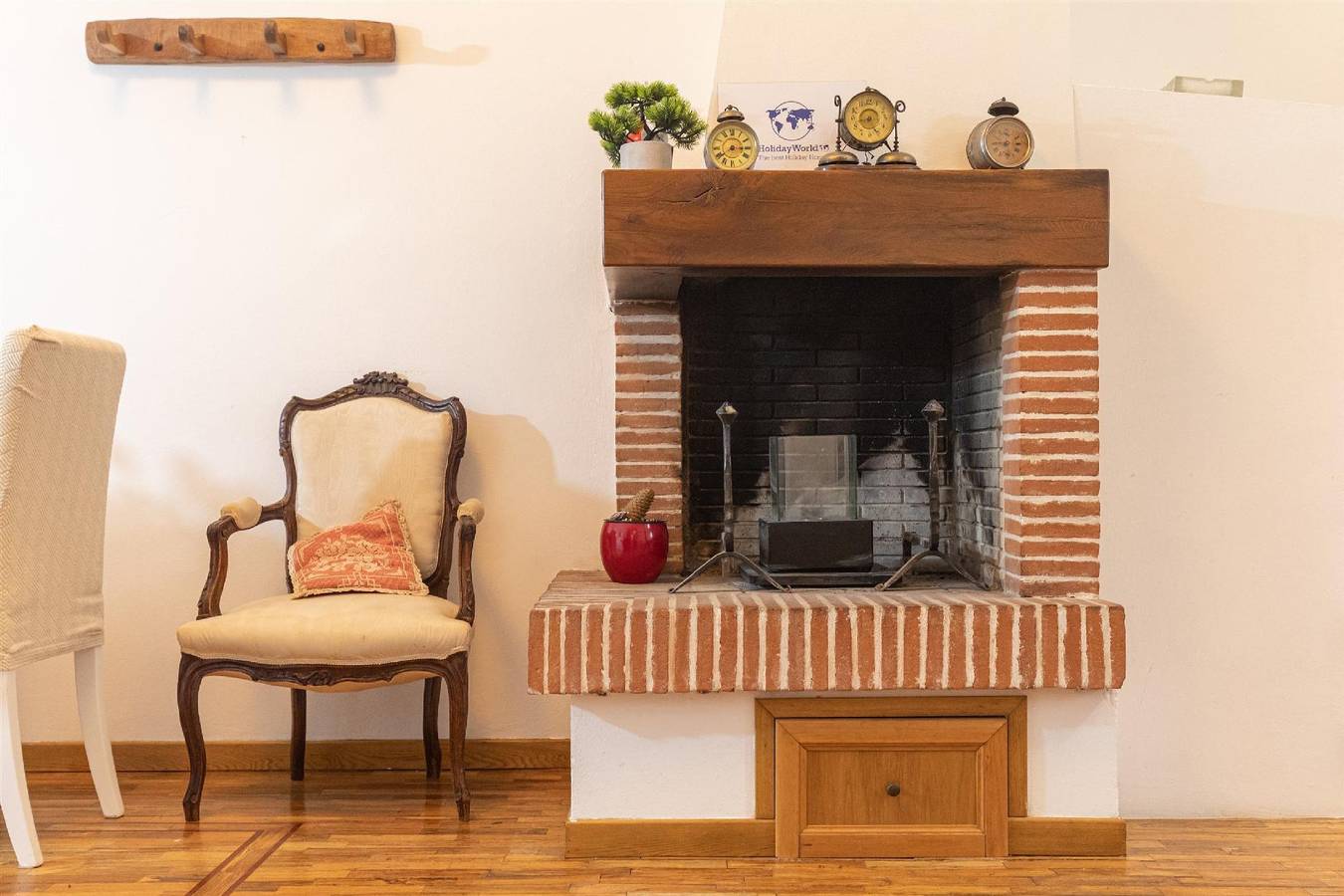 Entire holiday apartment, L'Angolo del Tempo by Holiday World in Arezzo, Arezzo Province
