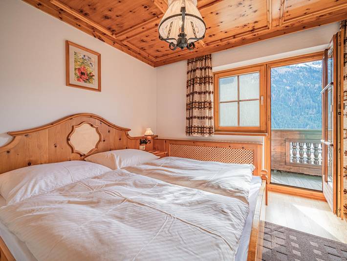 Ferienwohnung für 5 Personen, mit Balkon und Terrasse in den Kitzbüheler Alpen