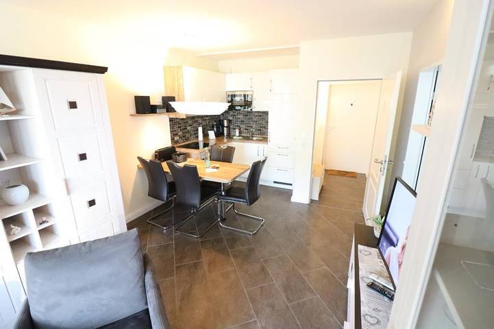 Ferienwohnung für 4 Personen, mit Sauna und Balkon sowie Meerblick und Balkon/Terrasse, mit Haustier in Sahlenburg - 3