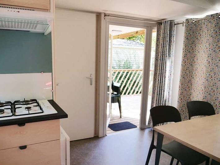 Camping pour 4 personnes, avec bassin pour enfant dans le Lot - 4