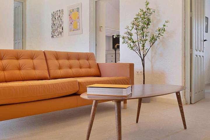 Casa rural para 23 personas, con vistas además de terraza y piscina, Se admiten mascotas en Almogía