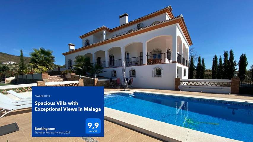 Location de vacances pour 10 personnes, avec piscine ainsi que jardin et vue, adapté aux familles à Casarabonela - 2