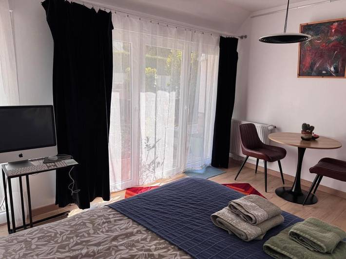 Location de vacances pour 2 personnes, avec Terrasse ainsi que Jardin et Vue à Quimper - 2