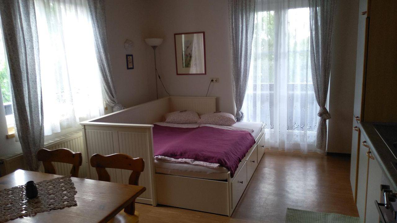 Ganze Ferienwohnung, Ferienwohnung für 2 Personen (34 m²) in Sankt Lorenzen am Wechsel in Sankt Lorenzen am Wechsel, Steirerland