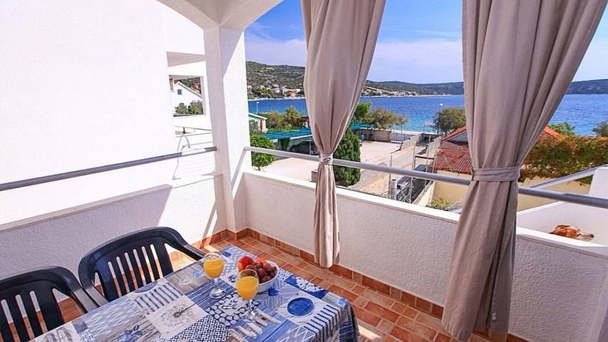 Apartament wakacyjny dla 4 osób, z taras w Sevid