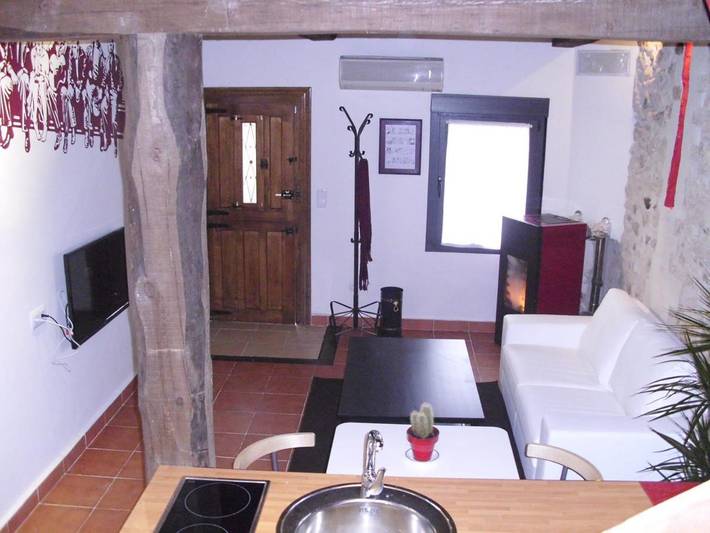 Casa rural para 2 personas en Cabañas de Polendos - 2