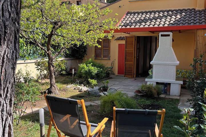Casa vacanza per 7 persone, con giardino e balcone - 1