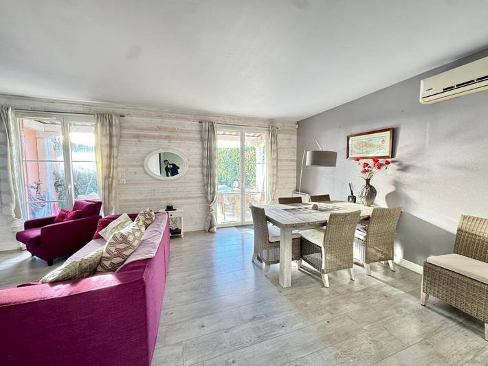 Villa pour 6 personnes, avec piscine ainsi que vue et jardin à Villeneuve-Loubet - 3